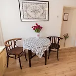 Lankas Vendeghaz -