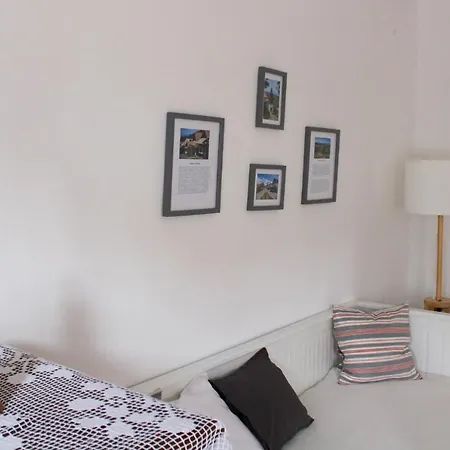 Lankas Vendeghaz - בית נופש Hollókő