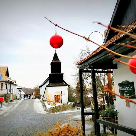 Lankas Vendeghaz - * Hollókő