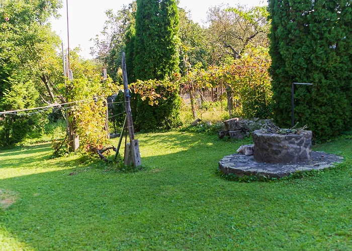 Lankas Vendeghaz - Holiday home Holloko